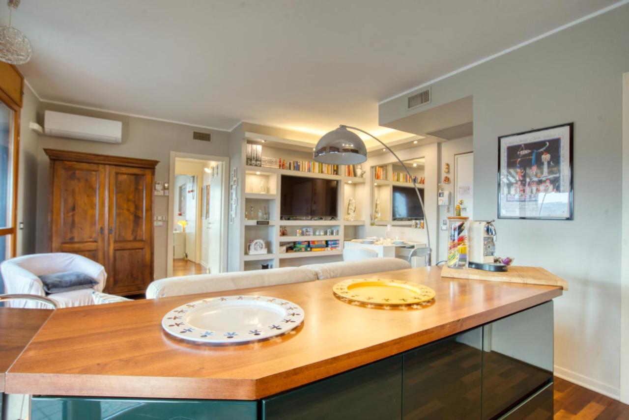 וימודרונה Caseospitali - Casa Di Bibi, Colorato Ed Elegante Bilocale Vicino Al Naviglio Martesana Per 4 מראה חיצוני תמונה