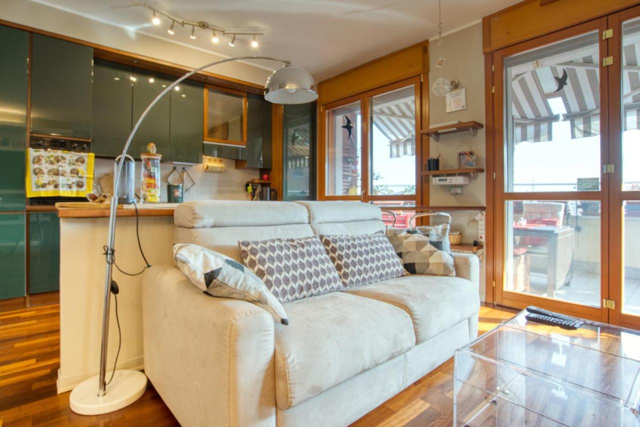 וימודרונה Caseospitali - Casa Di Bibi, Colorato Ed Elegante Bilocale Vicino Al Naviglio Martesana Per 4 מראה חיצוני תמונה
